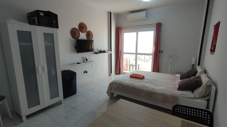 fully-furnished-studio-with-sea-view-in-hurghada